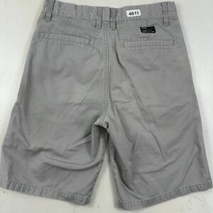 Y2K Oakley Men's Chino Shorts‎ Size 28x10 Gray Baggy Skater Logo Golf Vintage